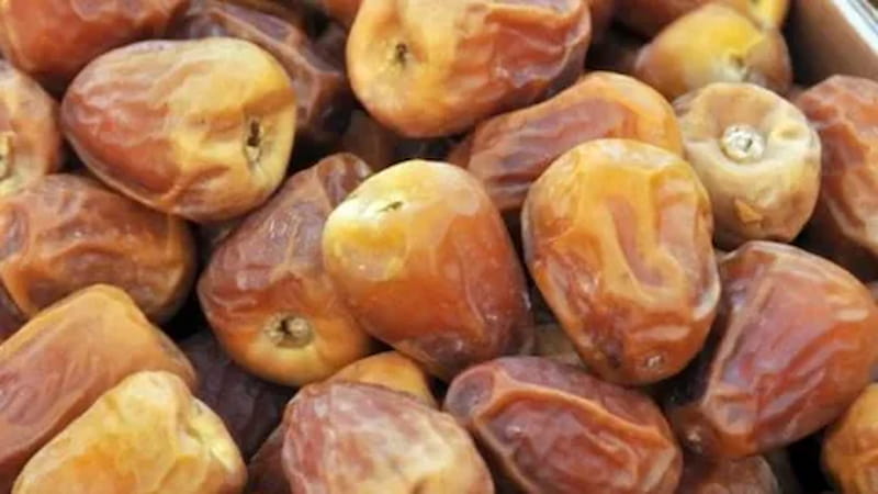 خرما زاهدی درجه یک با طعم شیرین و ماندگاری بالا